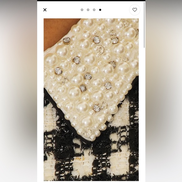 Velia Mini Dress in Black & Off White - Picture 3 of 3